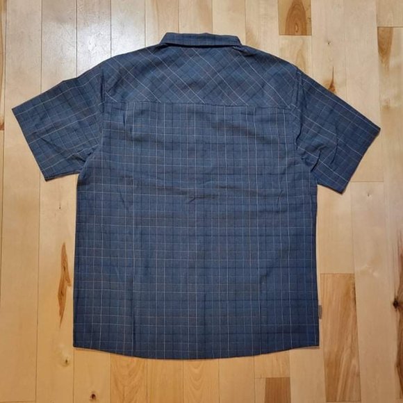 Men's s/s Button-Up Shirt - Picture 2 of 2